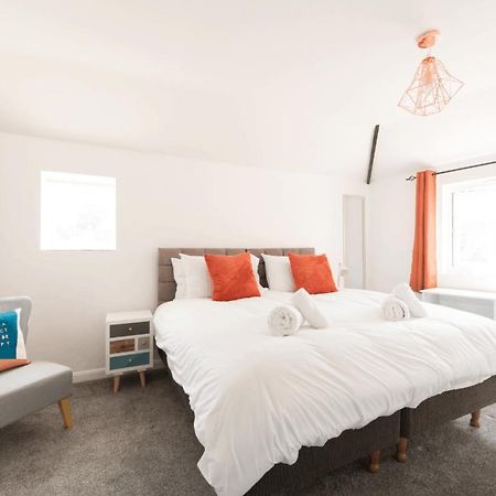 Mill View Villa Northleach Bagian luar foto