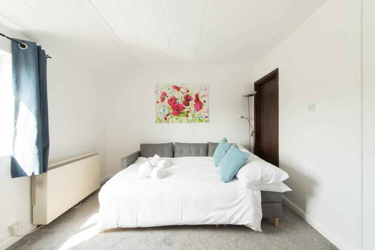 Mill View Villa Northleach Ruang foto