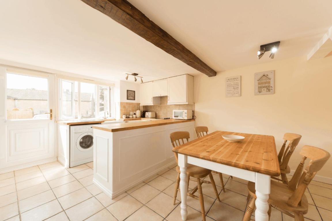 Mill View Villa Northleach Bagian luar foto