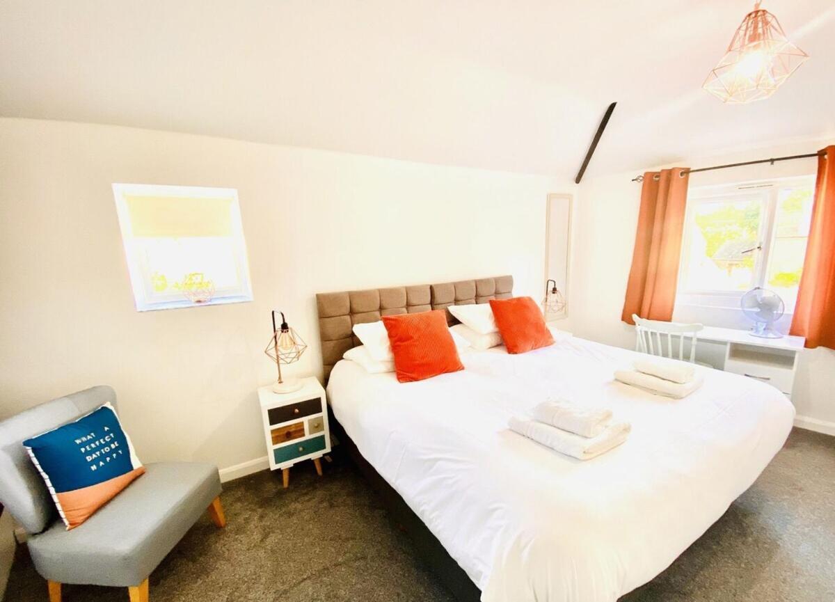 Mill View Villa Northleach Ruang foto